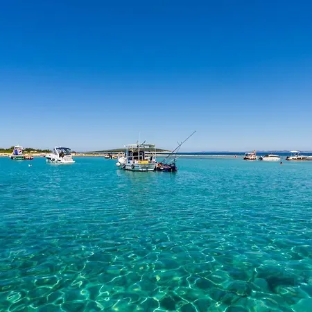 Maslina -beach Apartamento Mandre